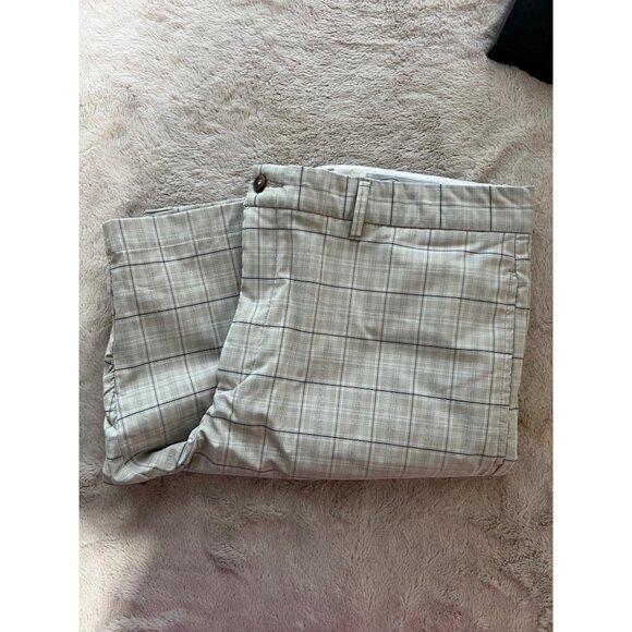 Greg Norman Mens Beige Plaid Shorts Size 36 Polyester/Spandex Blend - Picture 6 of 6